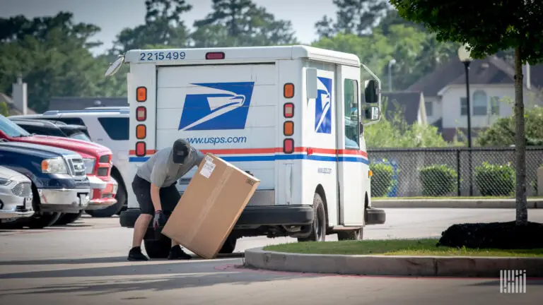 Does Mail Come on Sunday? Full Breakdown of Package Delivery